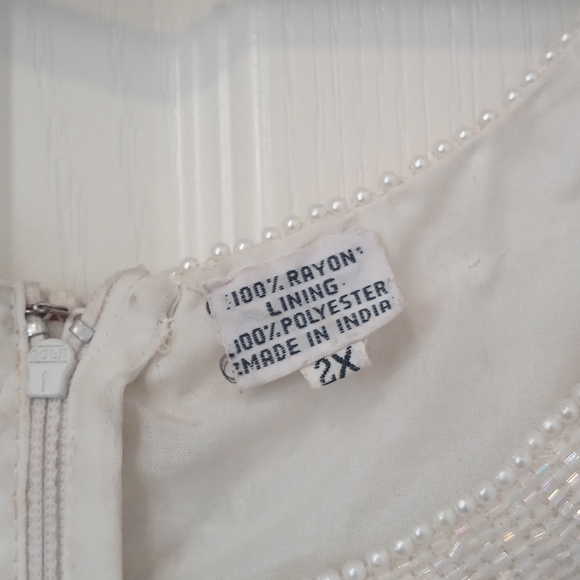 Cream color formal dress with lace, pearls and sequins 2X NWOT - Picture 6 of 11